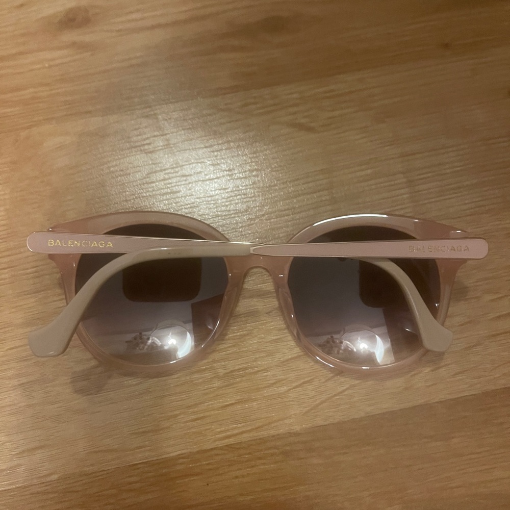 Balenciaga pink Sunglasses - like new - Picture 2 of 2